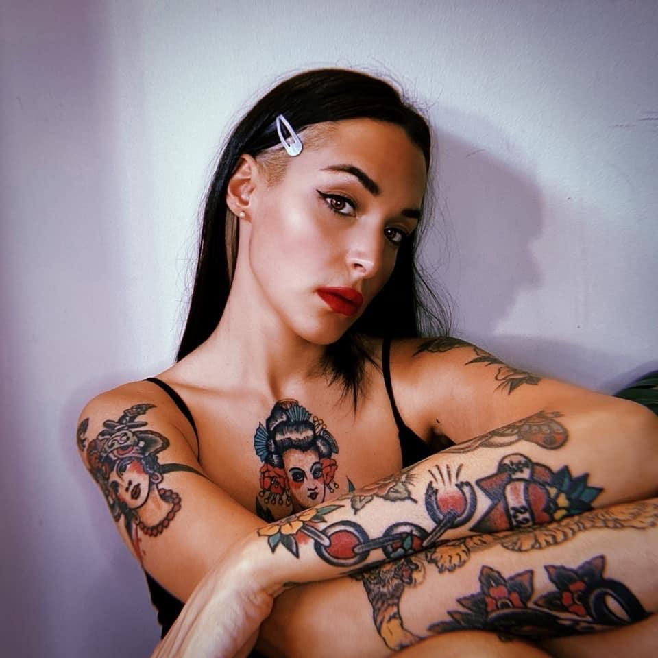 Andrea Hidalgo, tattoo model