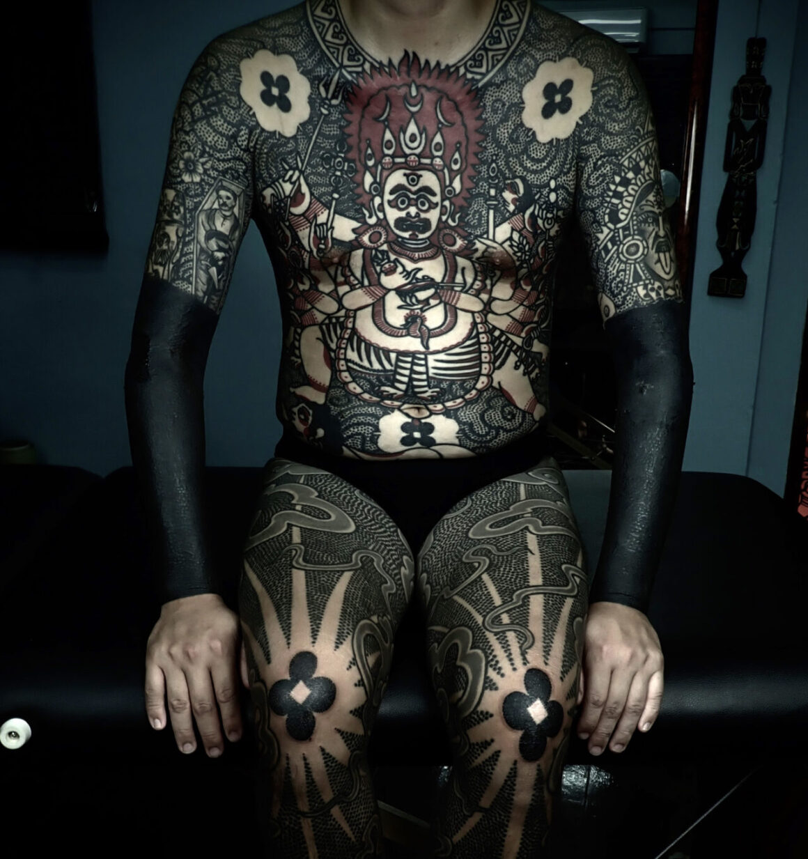 Guy Le Tatooer, on the road
