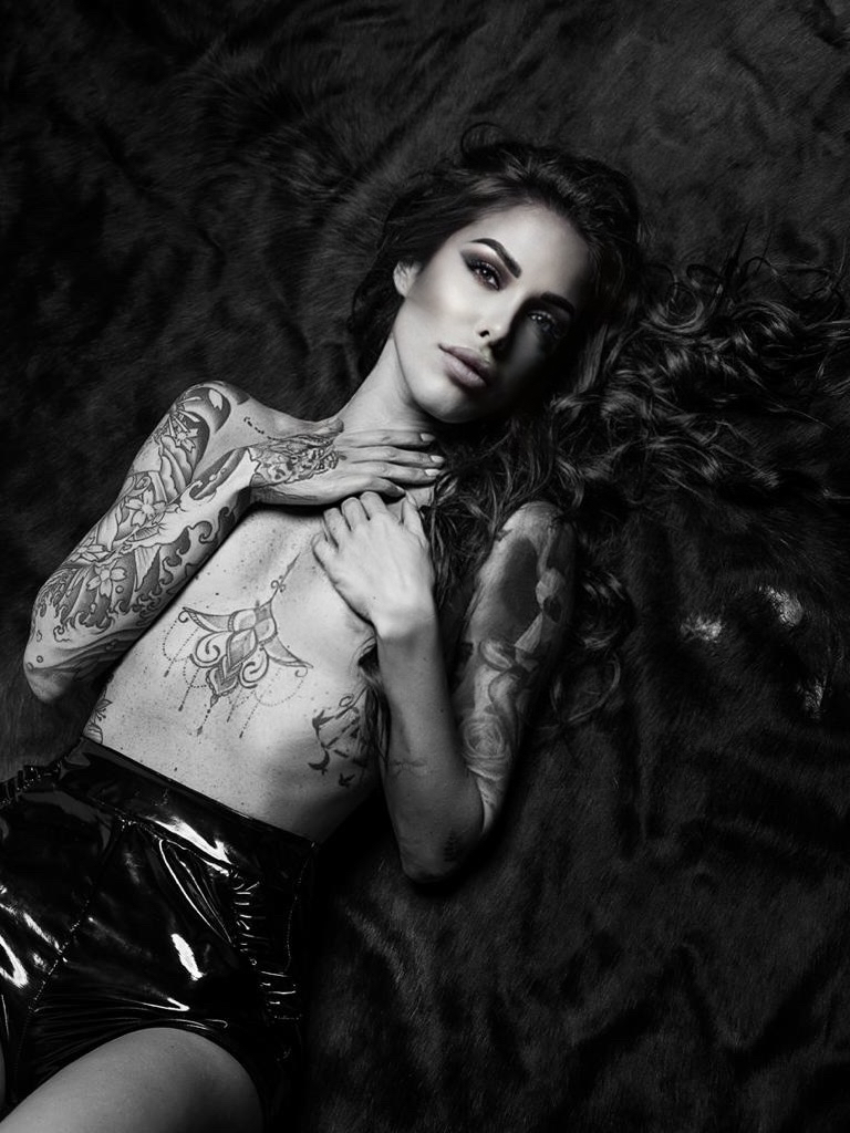 Arianna Piras, tattoo model