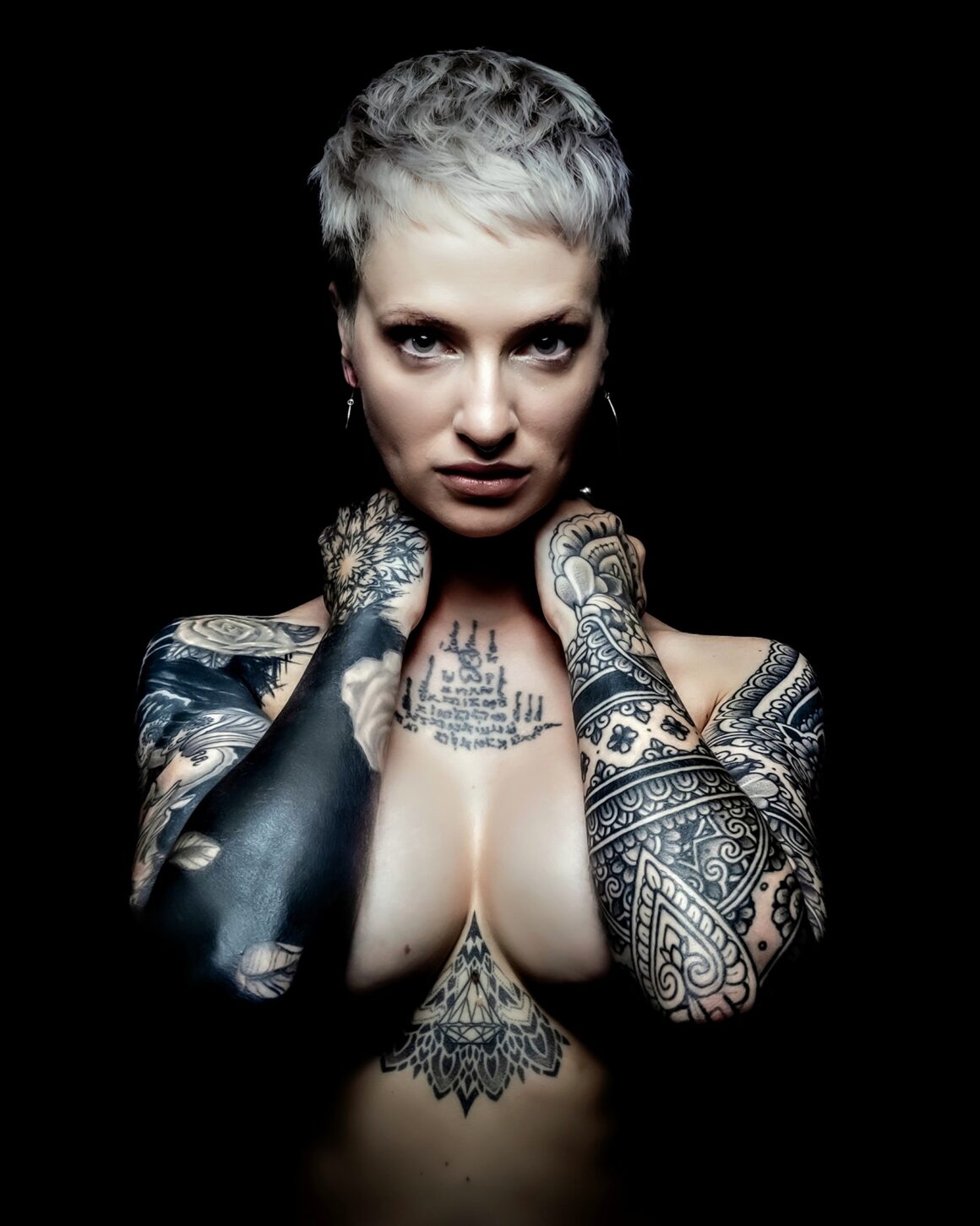 Holli Davidson by Vic Sharp