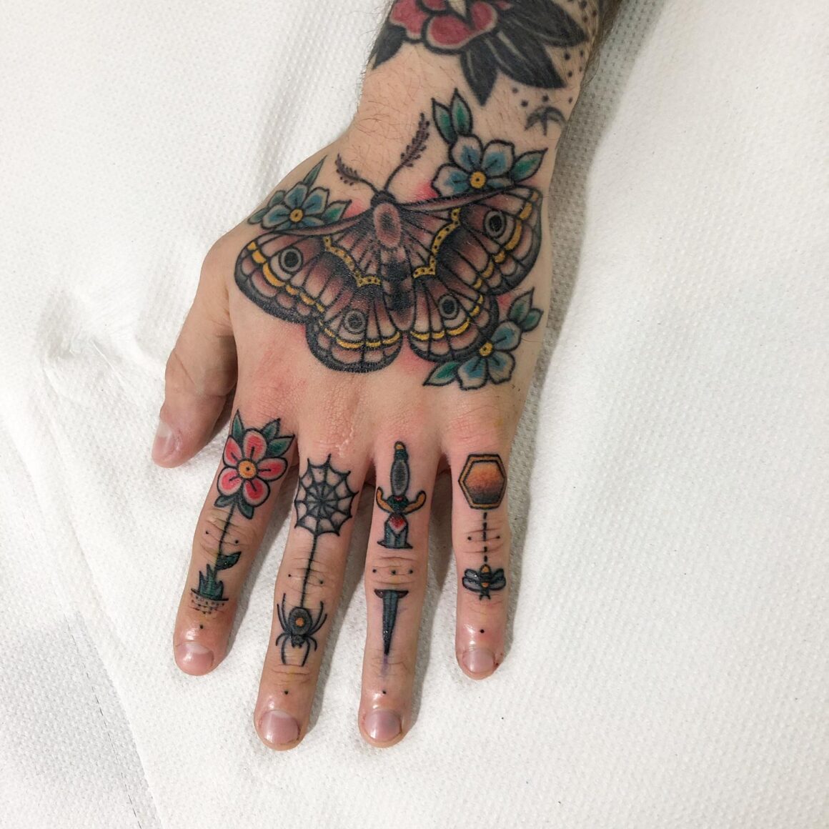 Thomas, Circle of Swords Tattoo Studio, Worcester (UK)