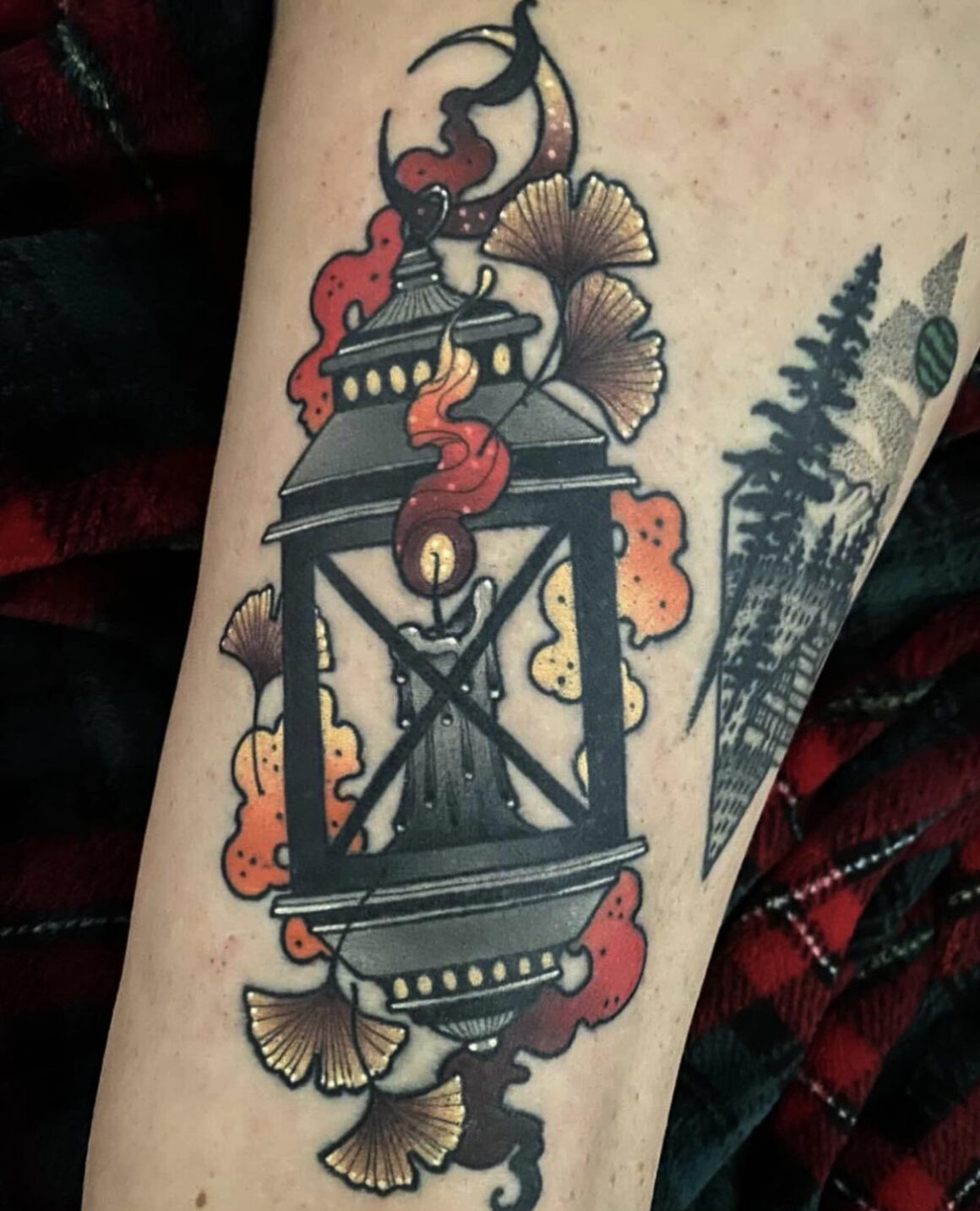 8 Bold And Bright Lantern Tattoos  Tattoodo