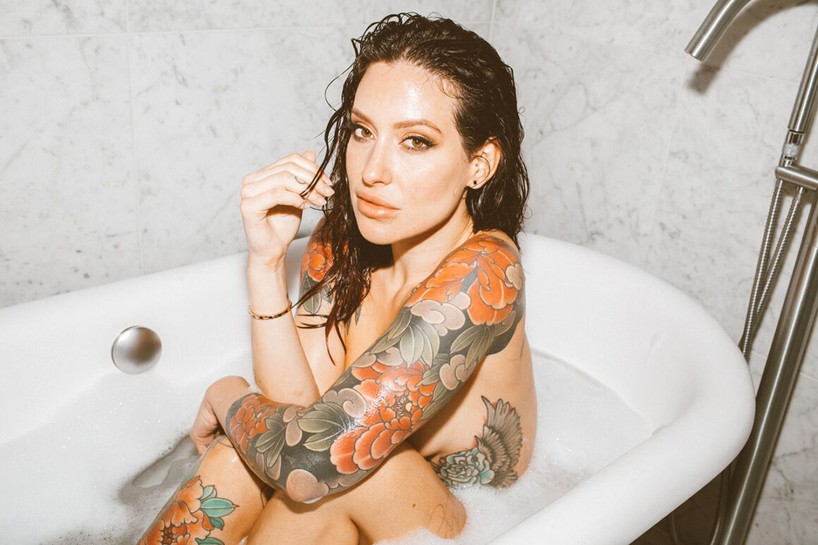 Adreena Angela, tattoo model, @adreenaangela