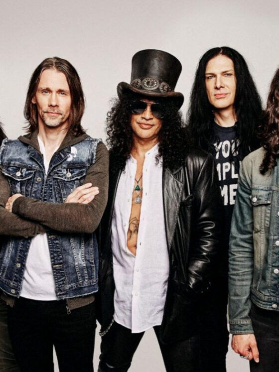 Slash Ft. Myles Kennedy and The Conspirators