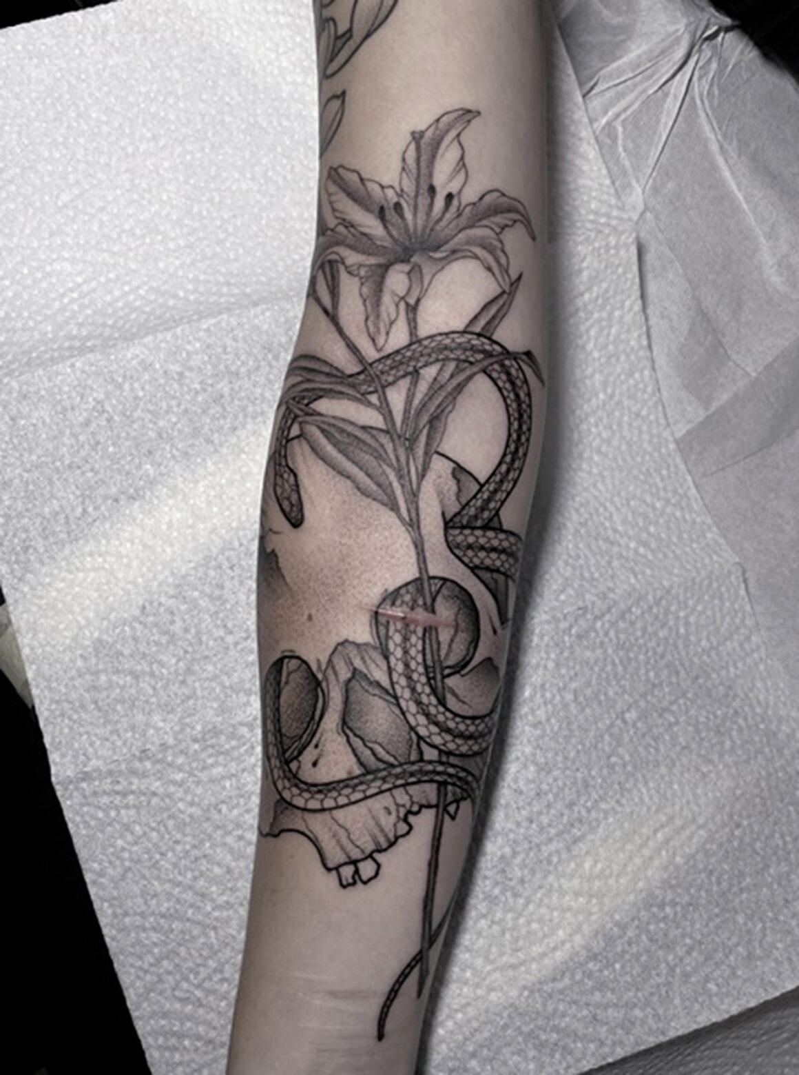 Tattoo by Sarah Herzdame, @herzdame