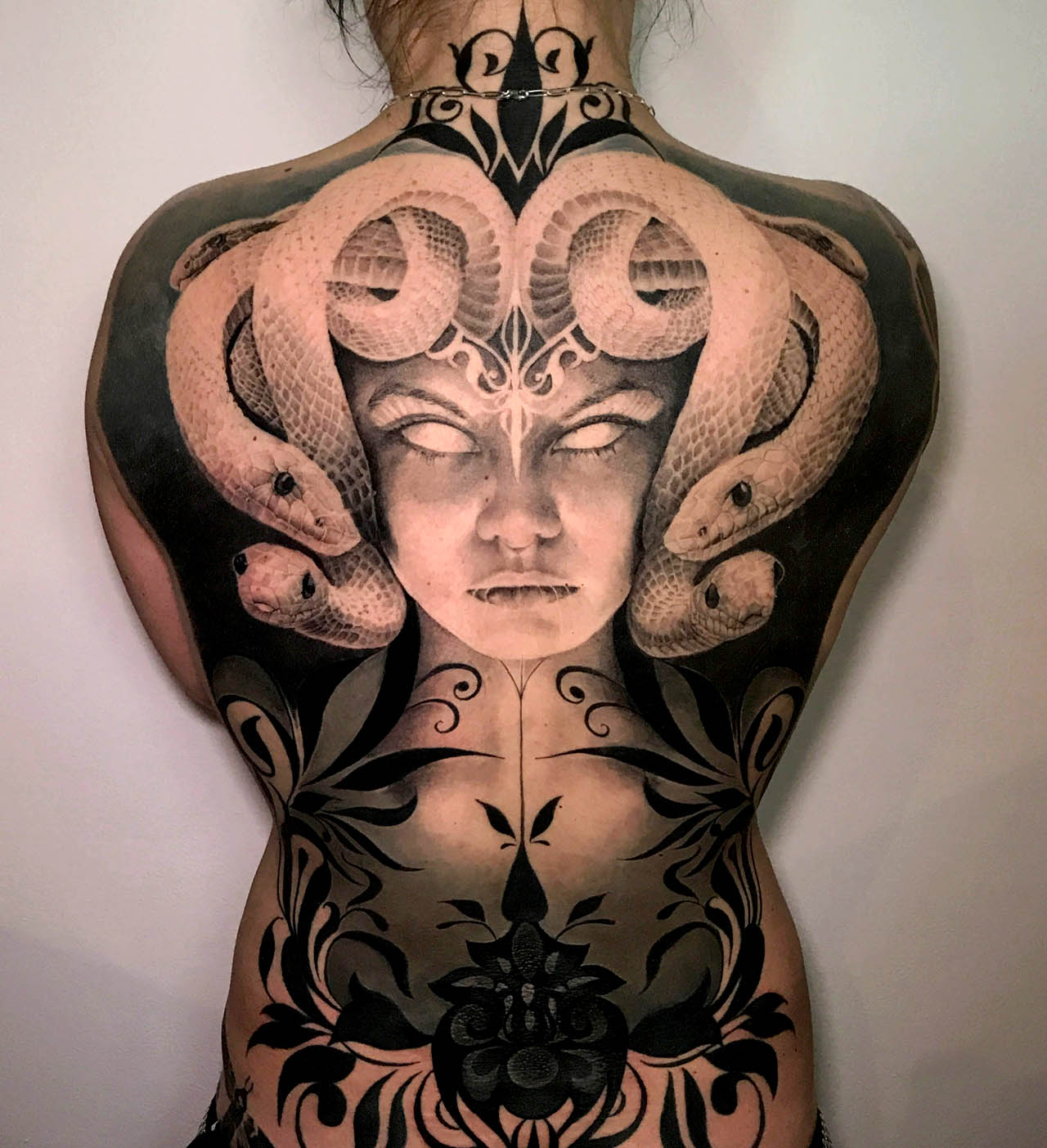 Tattoo by Lisa Ammer, @lisaammertattoo