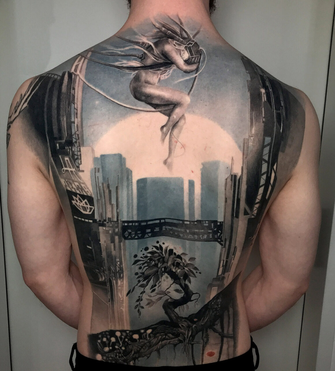 Tattoo by Lisa Ammer, @lisaammertattoo