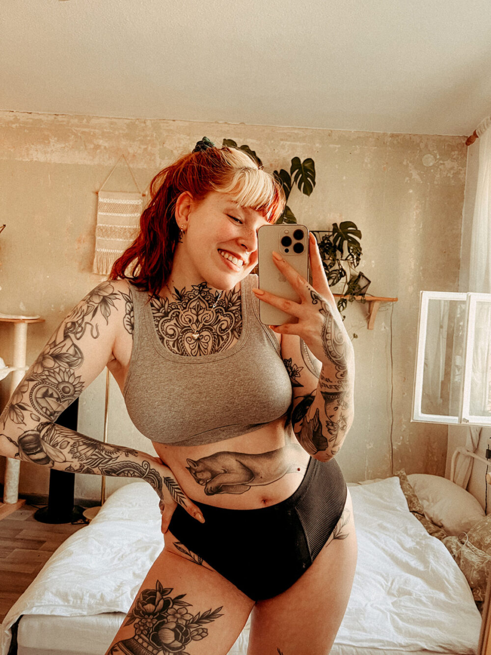Marry, tattoo model