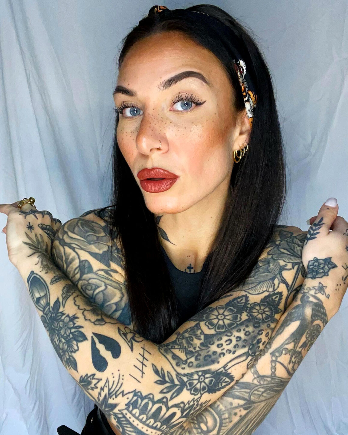 Tindra Tamara, tattoo model, @tamaratattooing