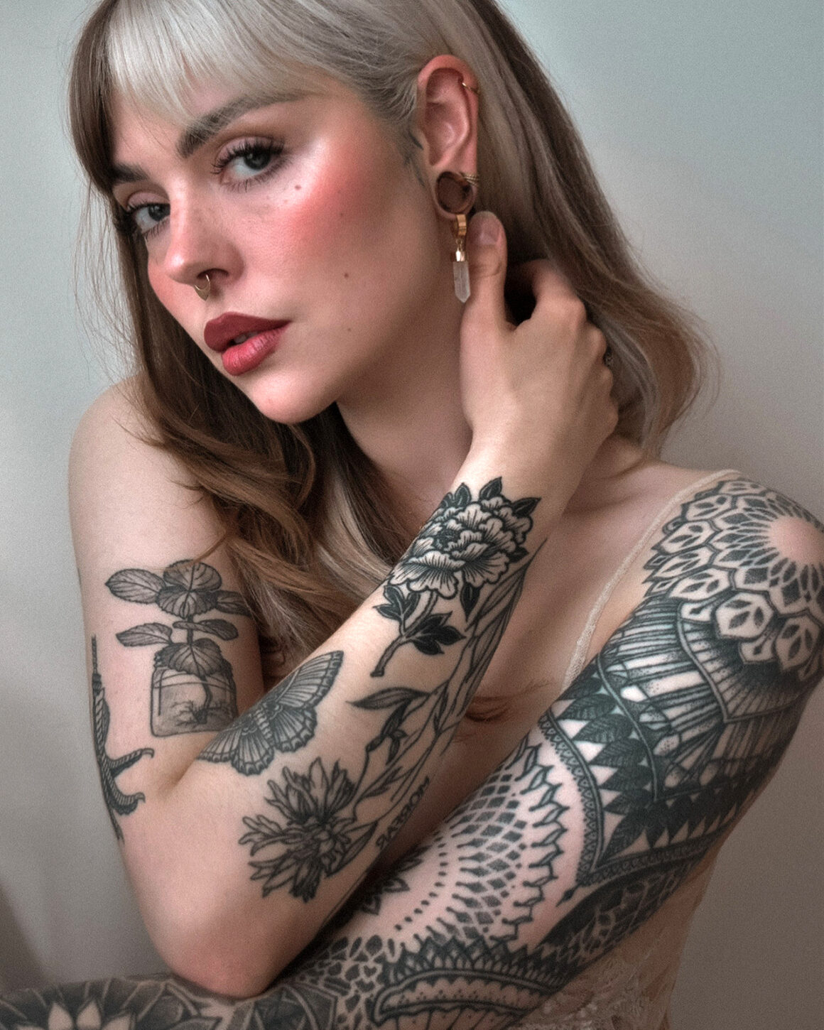 Emilie, tattoo model, @emelieaxelson