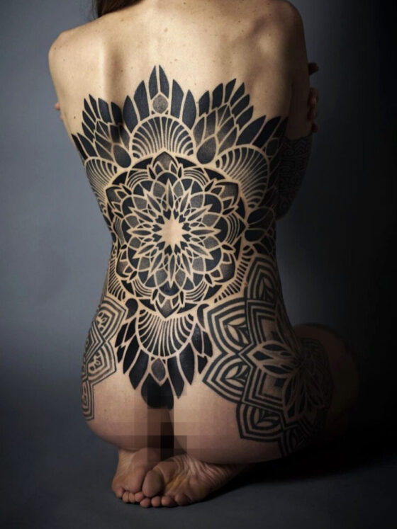 Tattoo by Effedots, @effedots