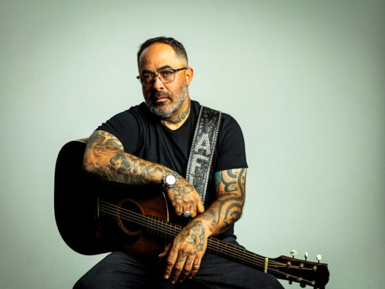 Aaron Lewis, music artist, @aaronlewismusic