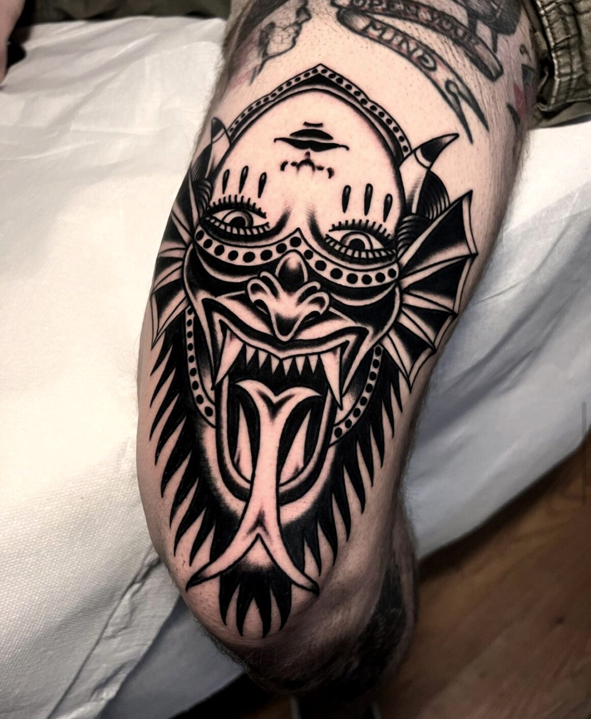 Tatouage par Gaia Leone, @gaialeone_ht