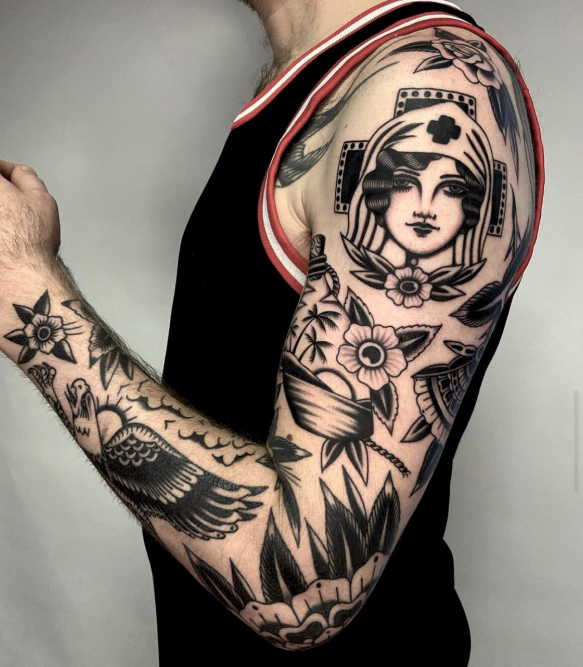 Tatouage par Gaia Leone, @gaialeone_ht