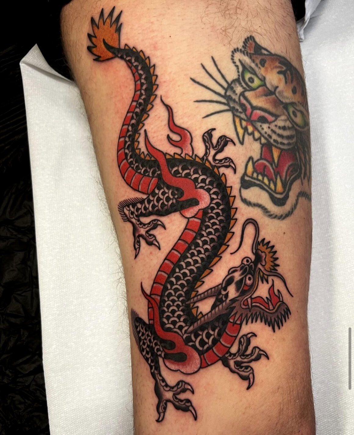 Tatouage par Gaia Leone, @gaialeone_ht
