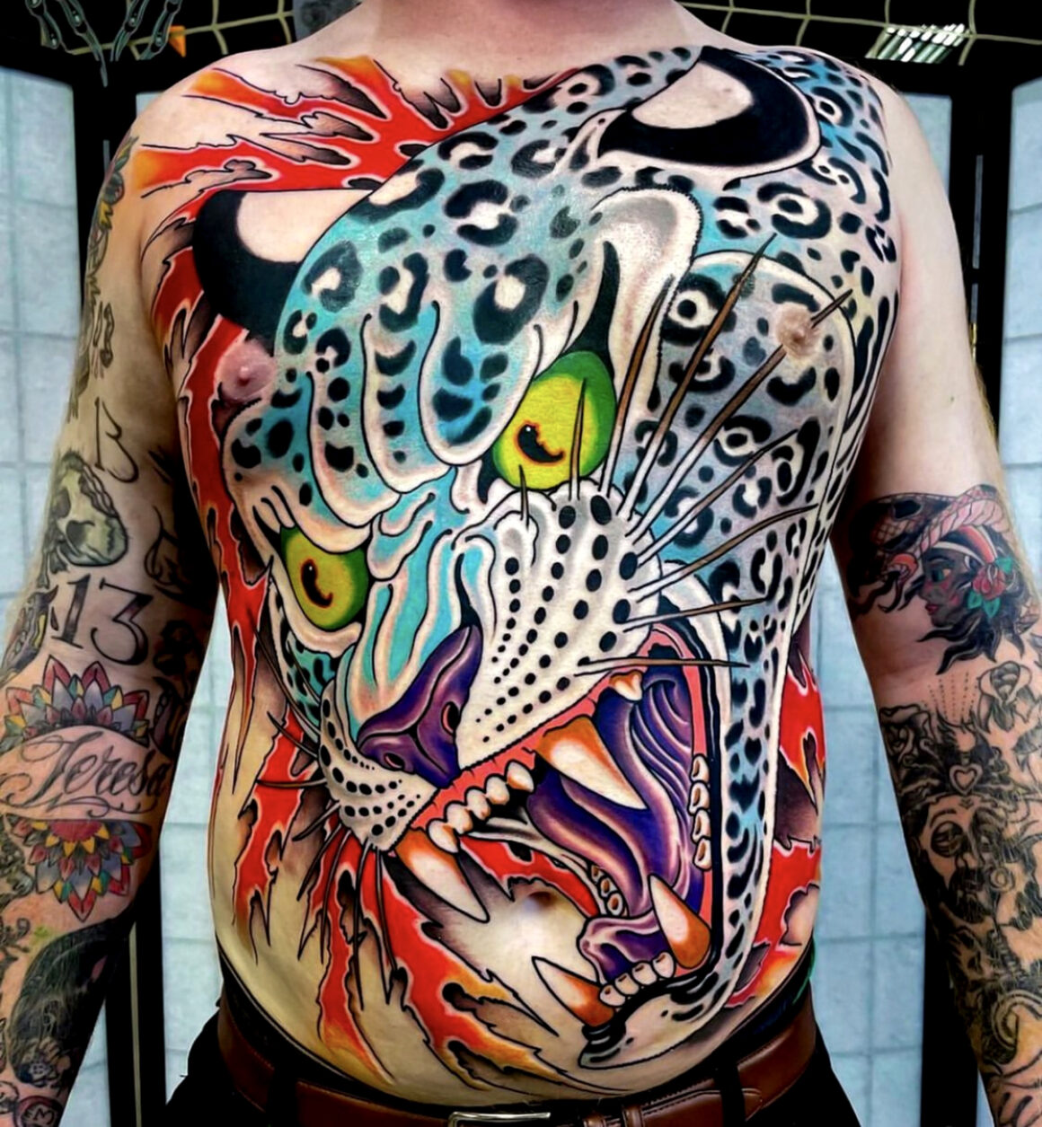 Bold and powerful animals in American Traditional Tattoo style - Tattoo Life