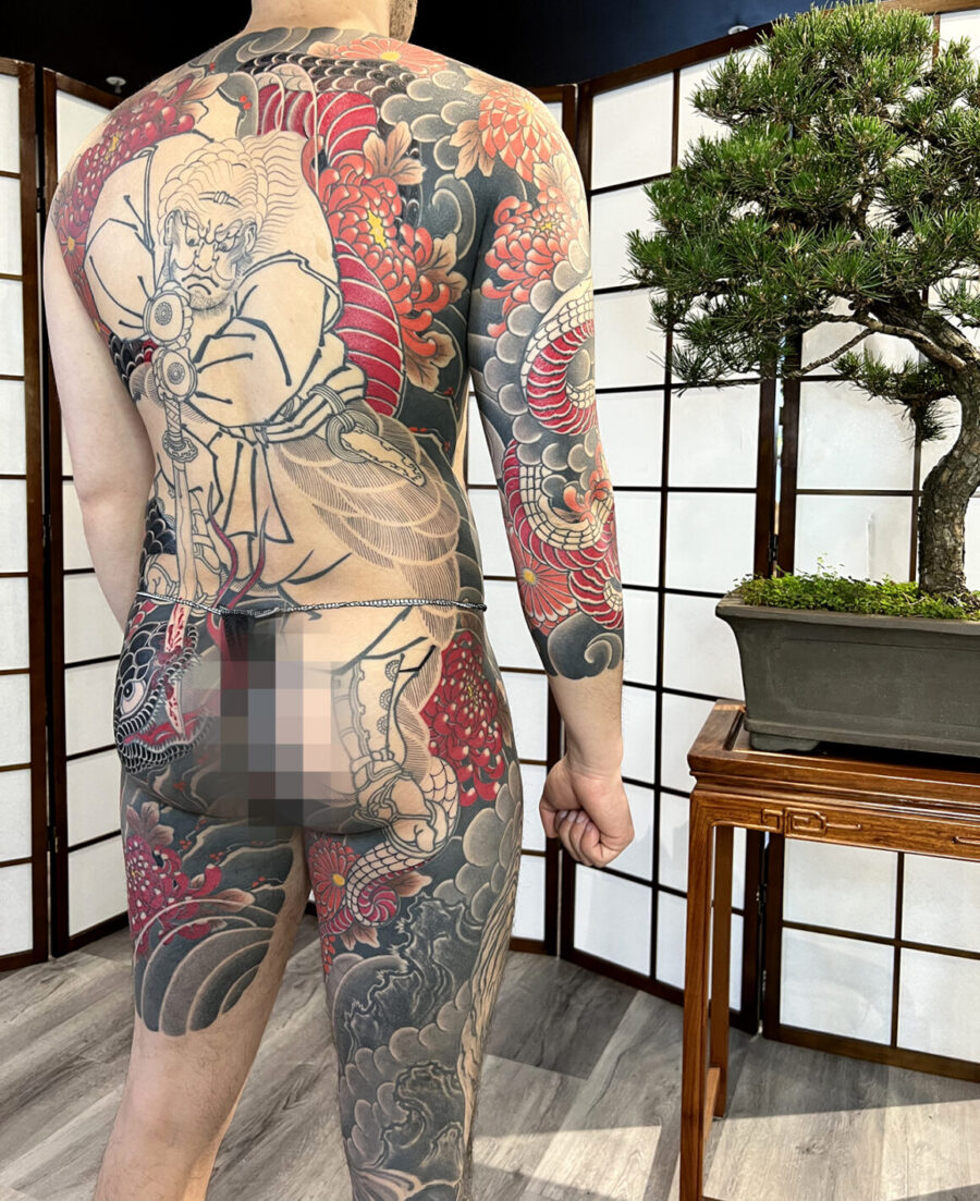 Tattoo by Nick Tran, @nick_n2ntattoo
