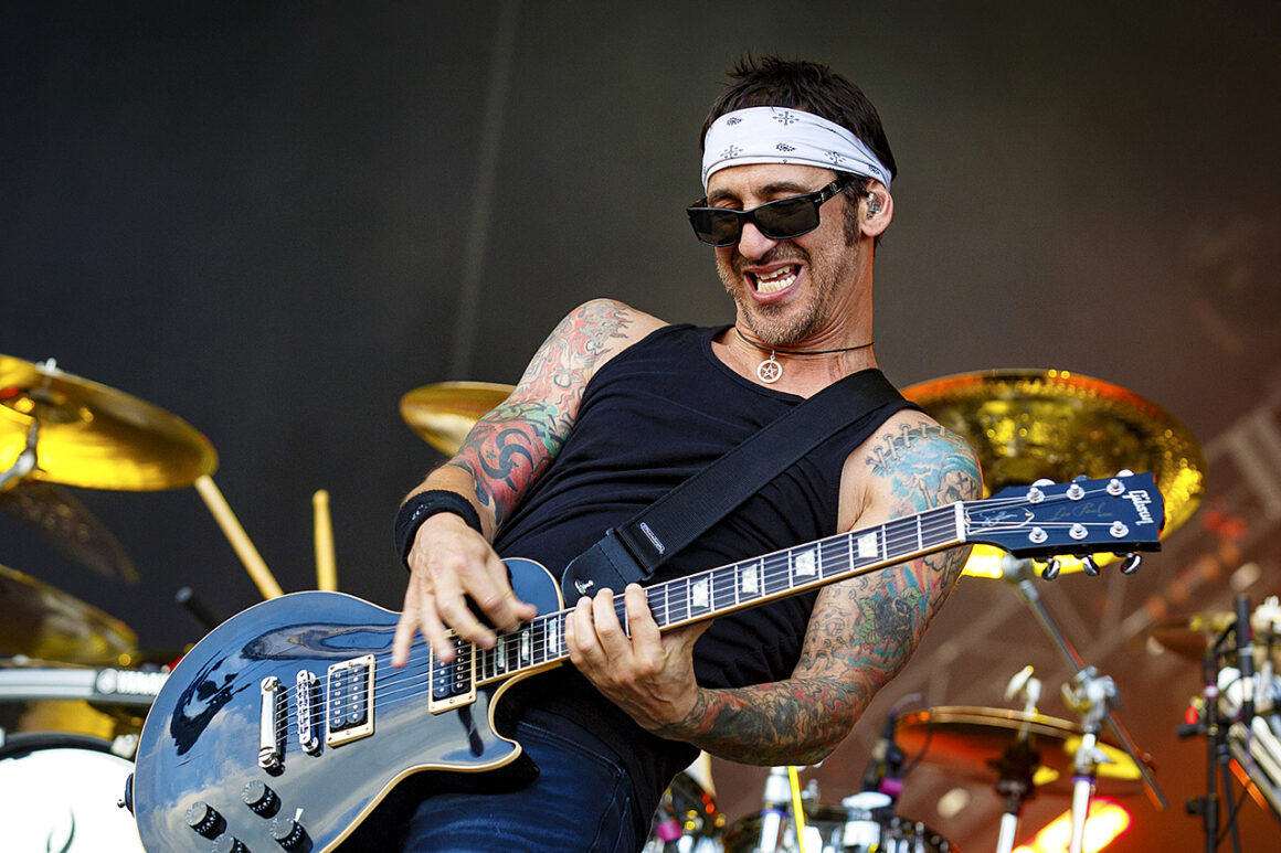 Sully Erna, Godsmack, @godsmack