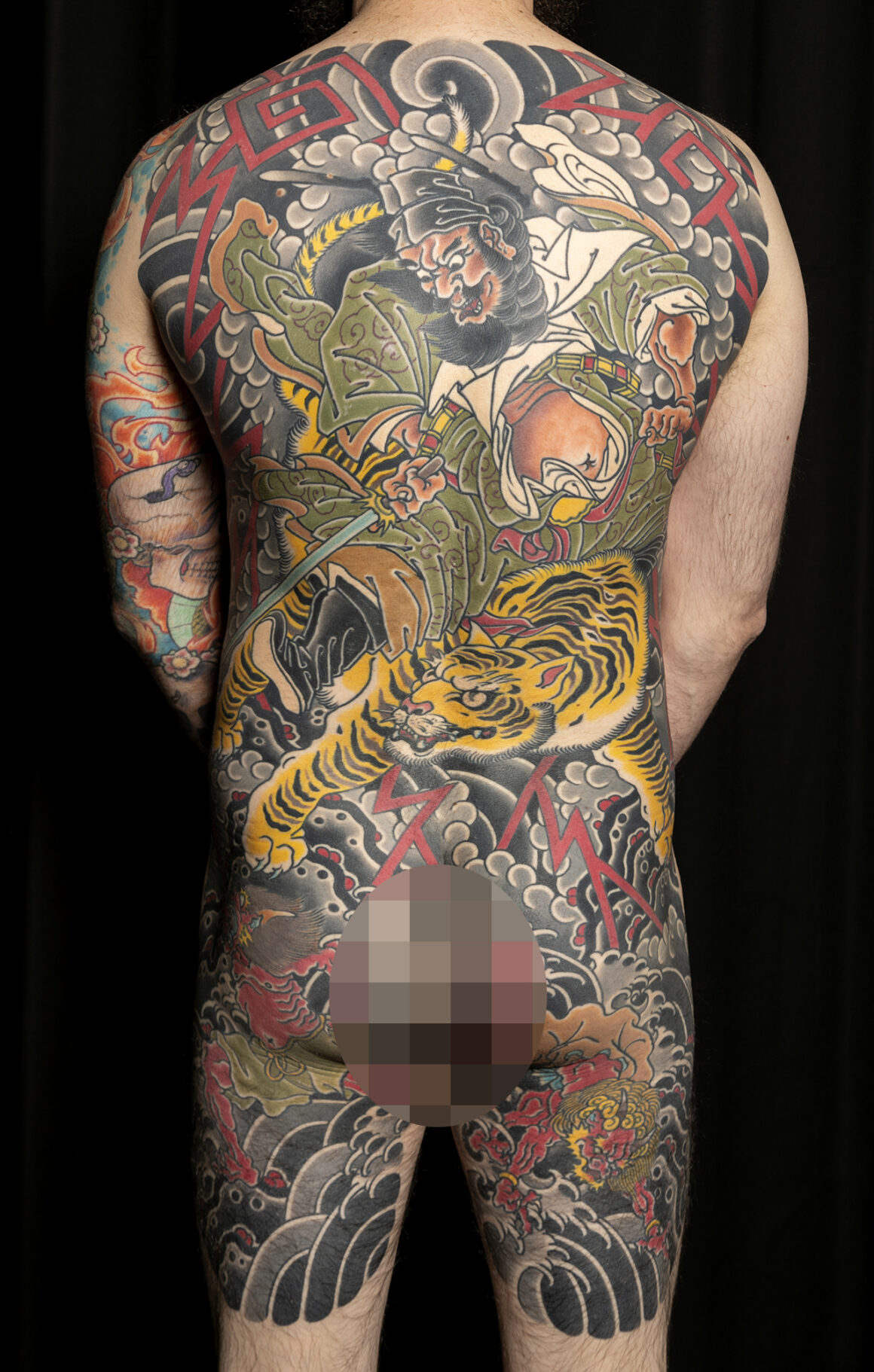 Tattoo by Yom Tattooing, tattoo artist, @_yom_