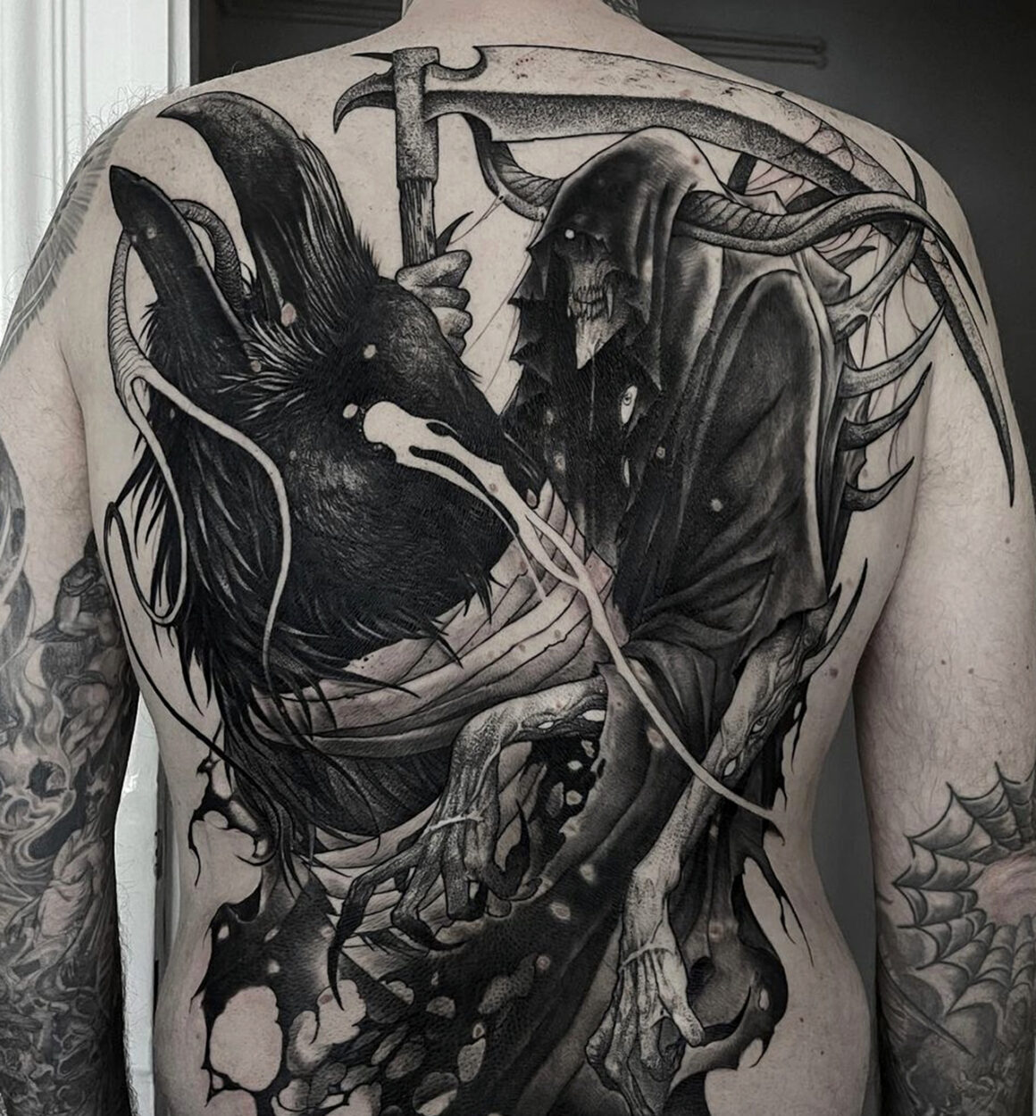 Tattoo by Robert Borbas, @grindesign_tattoo