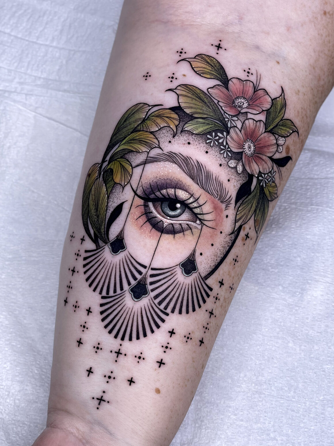 Tattoo by Yvonne Kang, @yvekang
