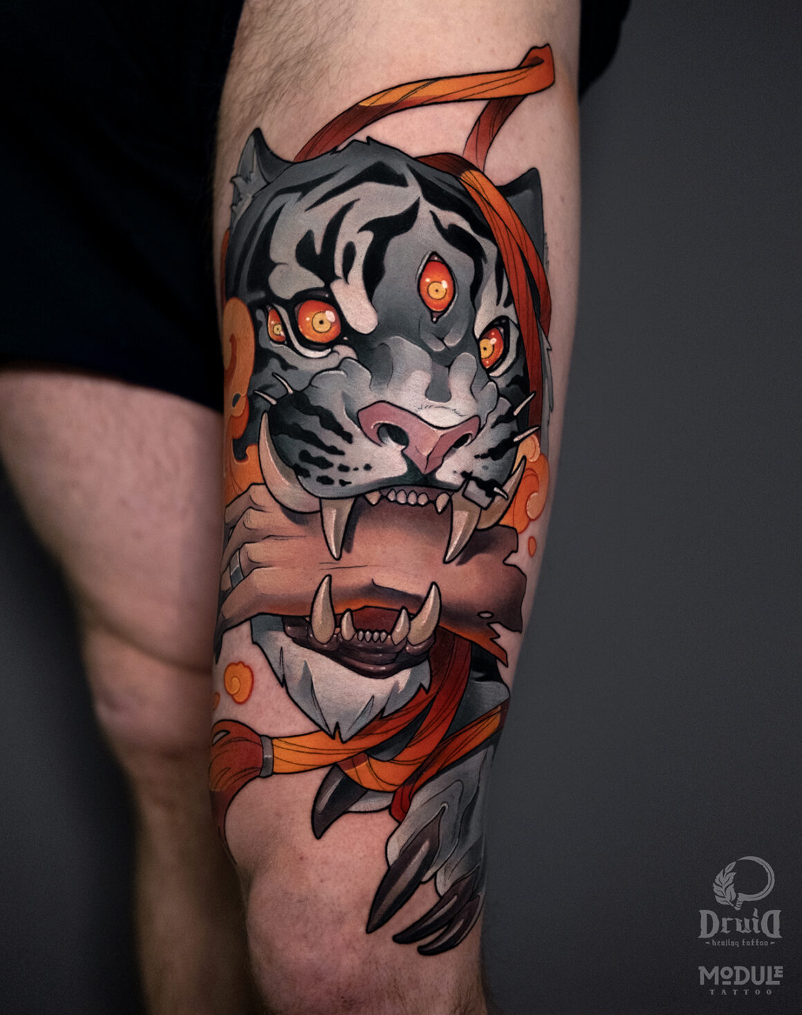 Tattoo by Tania Tkachenko, @green.vesper