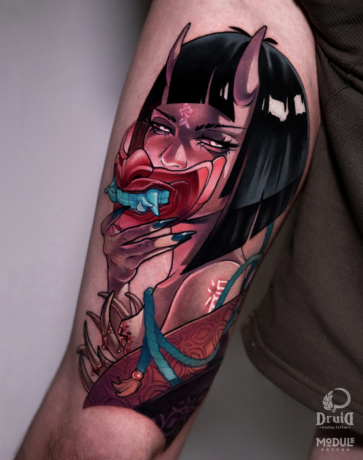 Tattoo by Tania Tkachenko, @green.vesper
