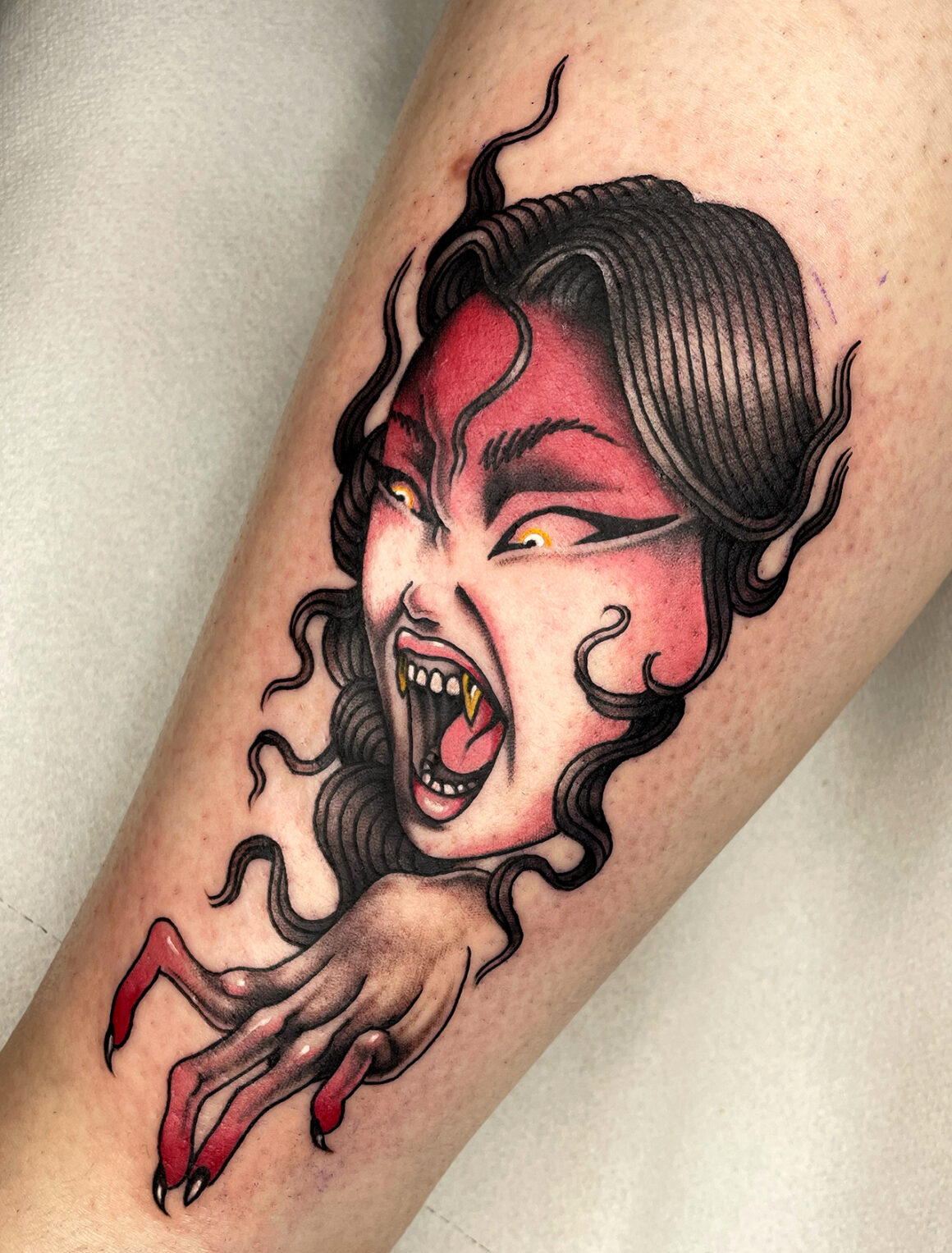 Tattoo by Alina Moskini, @alinamos