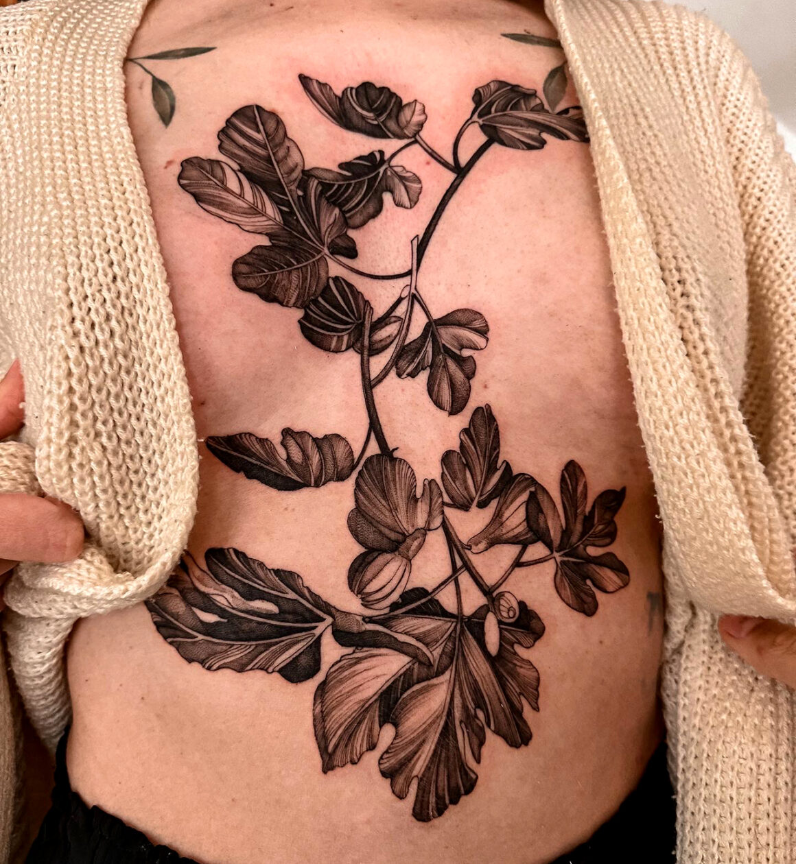 Tattoo by Deborah Rabelo, @rabelo.de