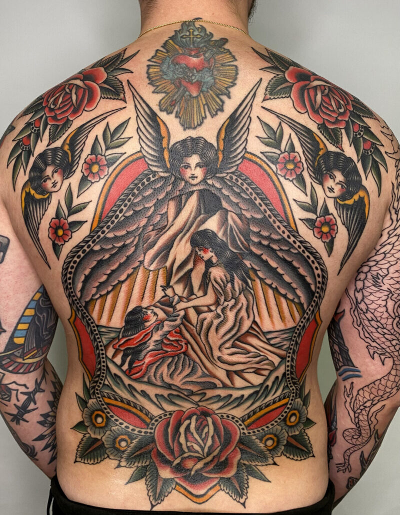 Broken hearts and daggers in the Traditional stories on skin by Gaia