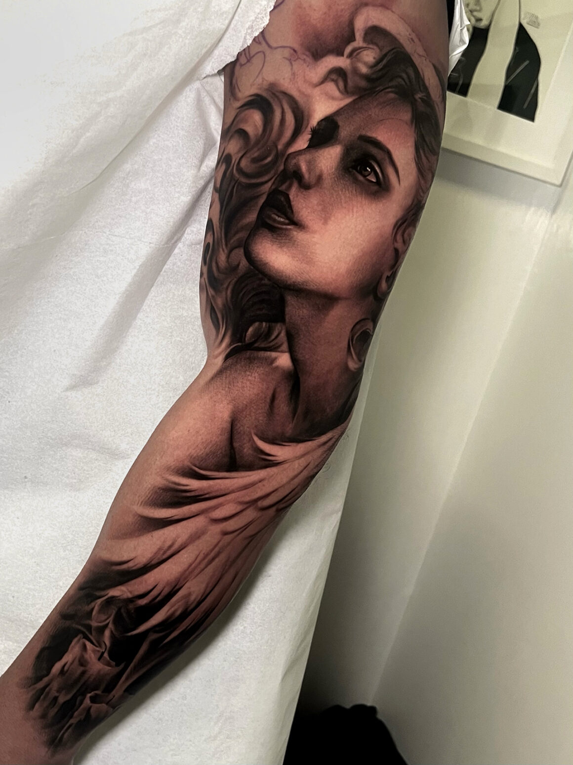 Tattoo by Claudia Bindi, @claudiabinditattoo
