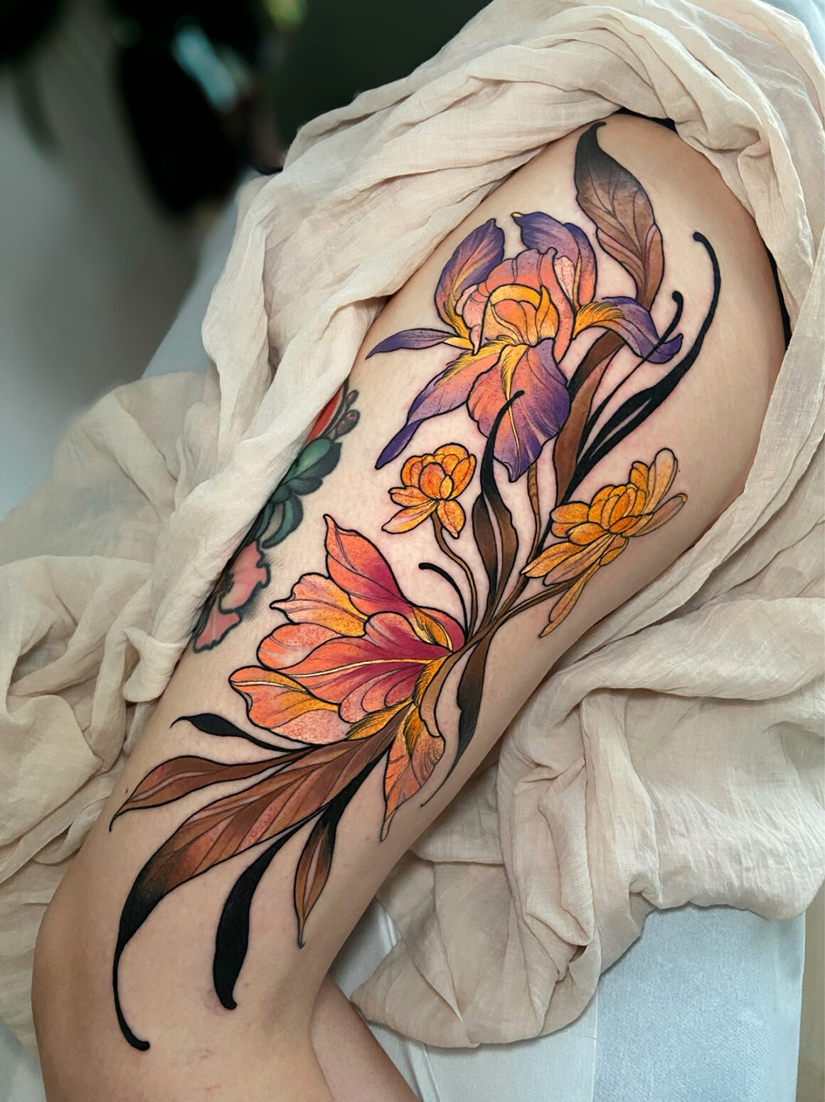 Tattoo by Lorena Morato @lore.morato, Golden Times Atelier @goldentimesatelier
