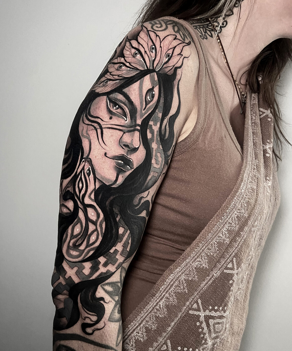 Tattoo by Lorena Morato @lore.morato, Golden Times Atelier @goldentimesatelier