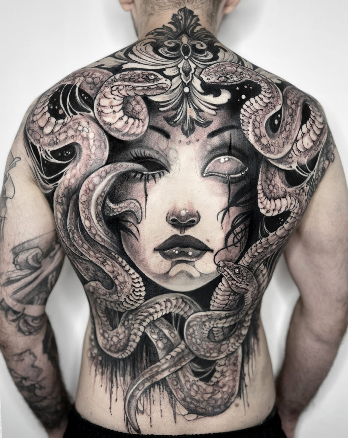 Tattoo by Ela Pour, @elapour