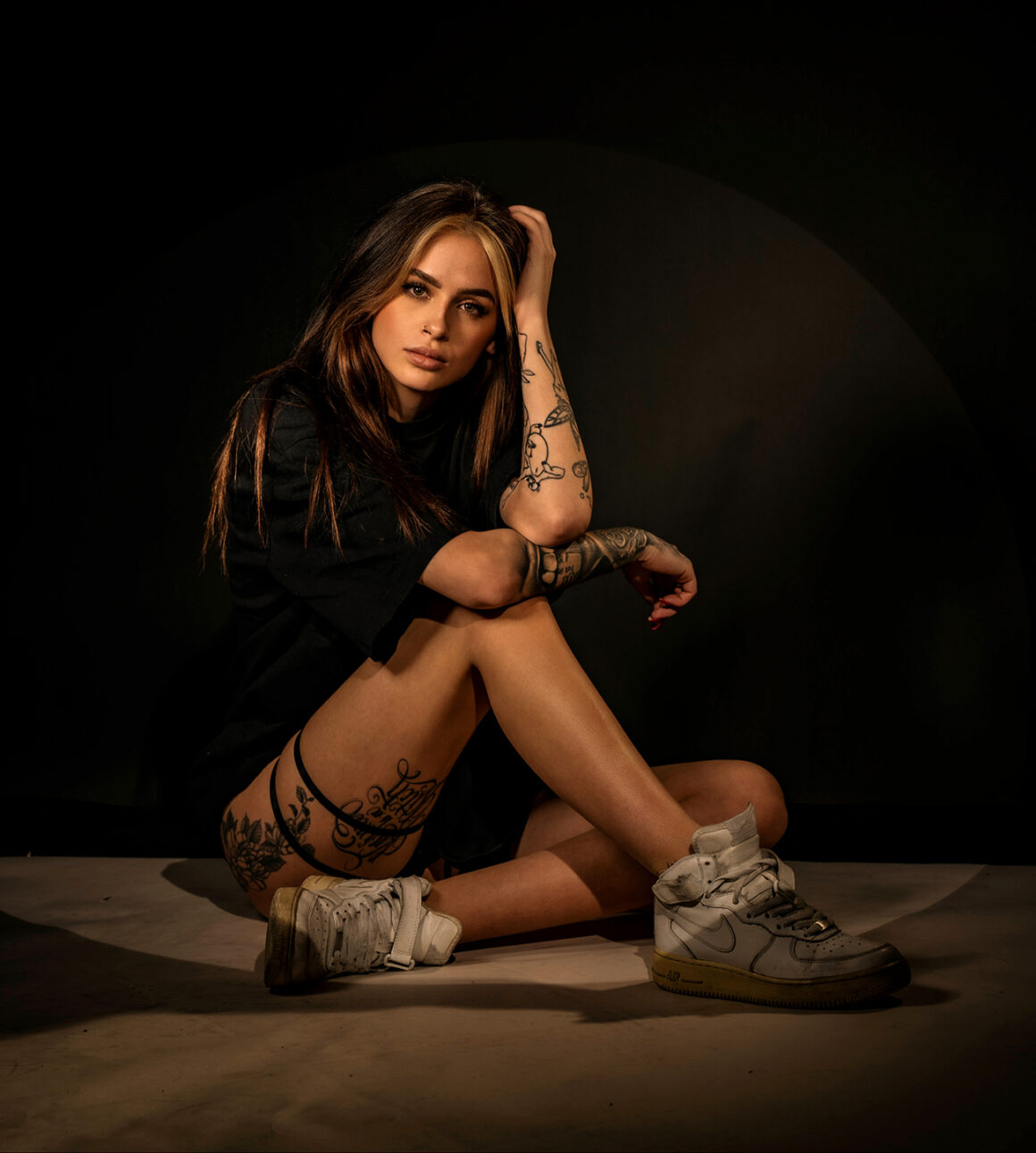 Julia, Tattoo Model, @inked.princess98