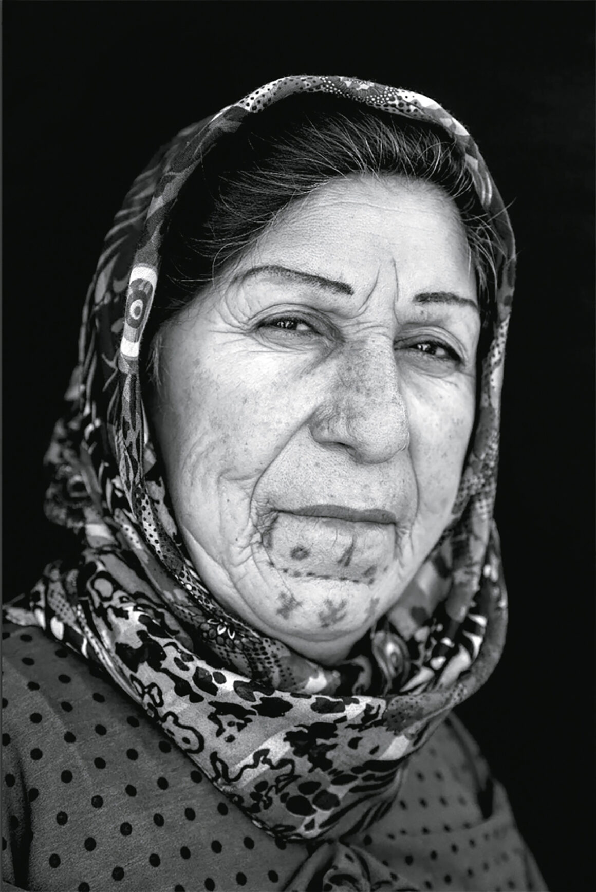 Jodi Hilton - Dernière femme tatouée de Kobane, Suruç, Şanlıurfa, Turquie 2014-courtesy Jodi Hilton