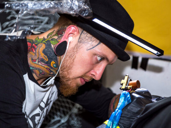Tattoo artist Teej, @teejtattoo