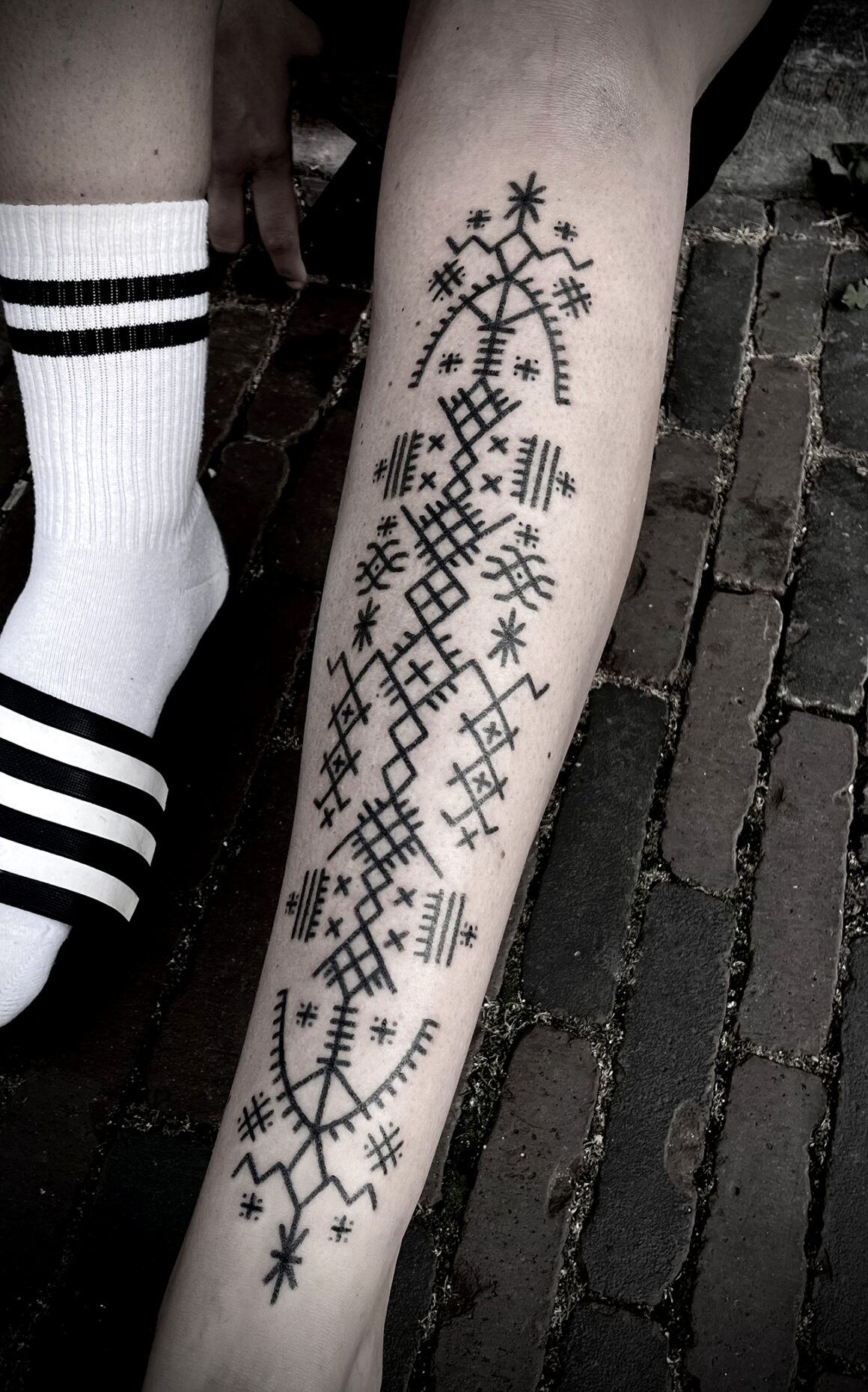 Tattoo by Valentina Lakali, @valentina_lakali