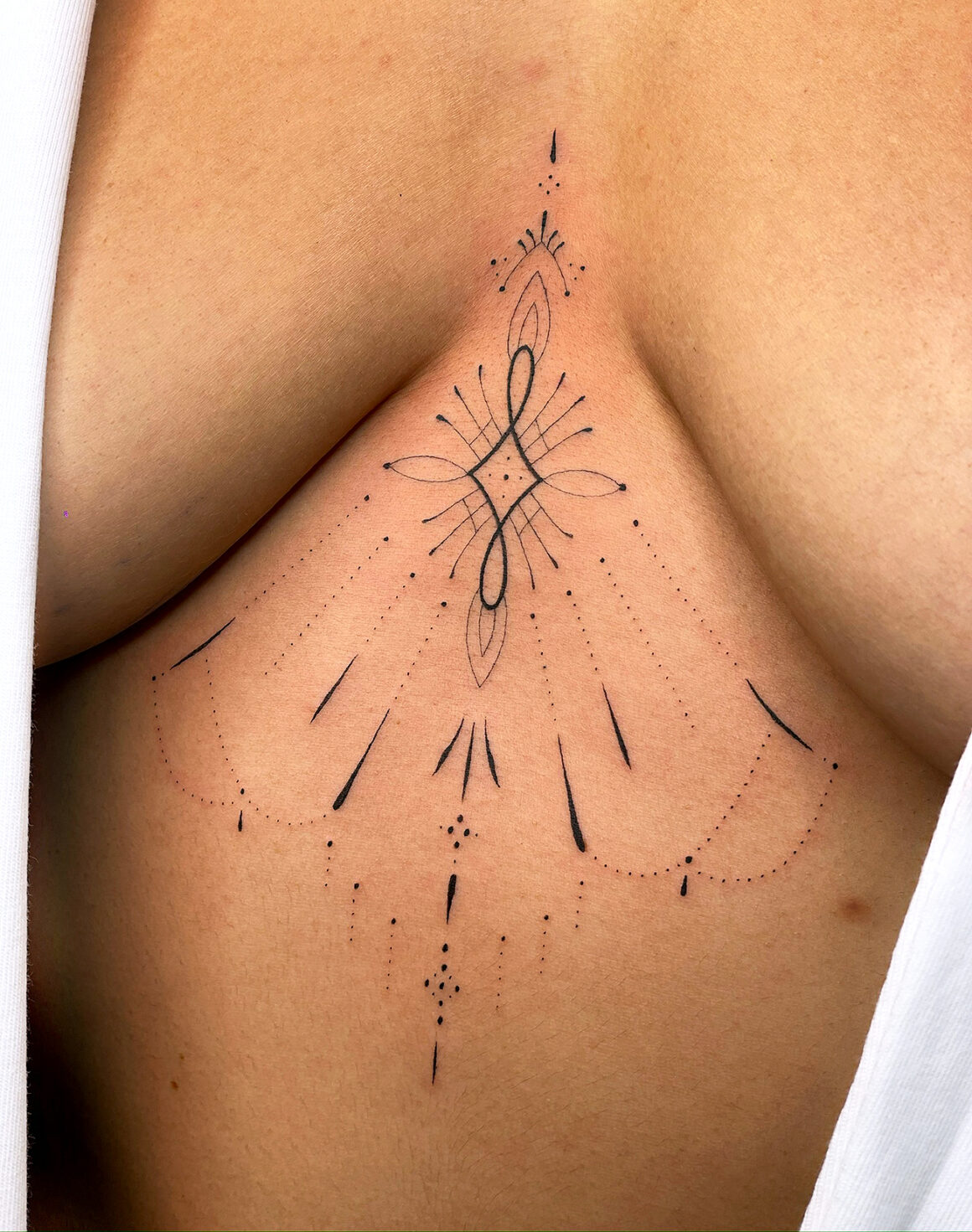 Tattoo by Miss Kali Tattoos, @misskalitattoos