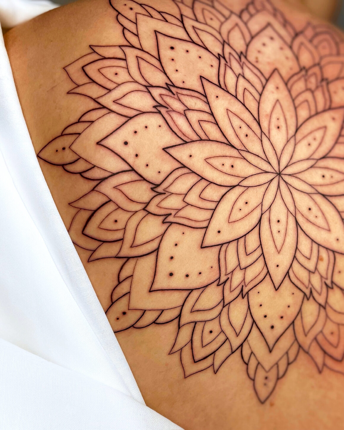 Tattoo by Miss Kali Tattoos, @misskalitattoos