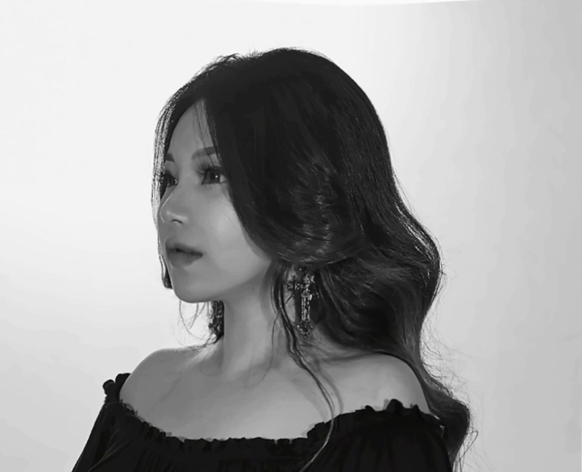 Tattoo artist Mira Noh, @tattooel_light