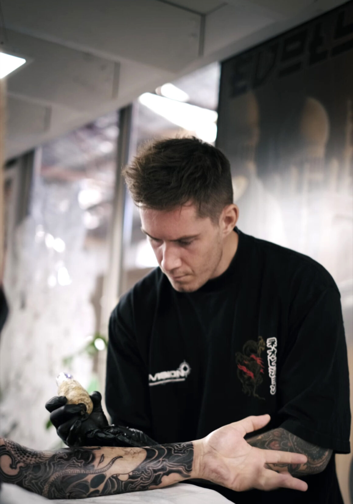 Tattoo artist Henri Howard, @henri.howard