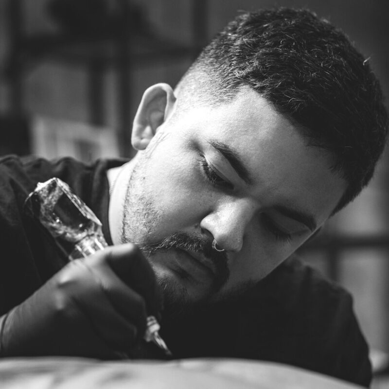 Tattoo artist Jesus Arellano, @jesusarellanotattoo