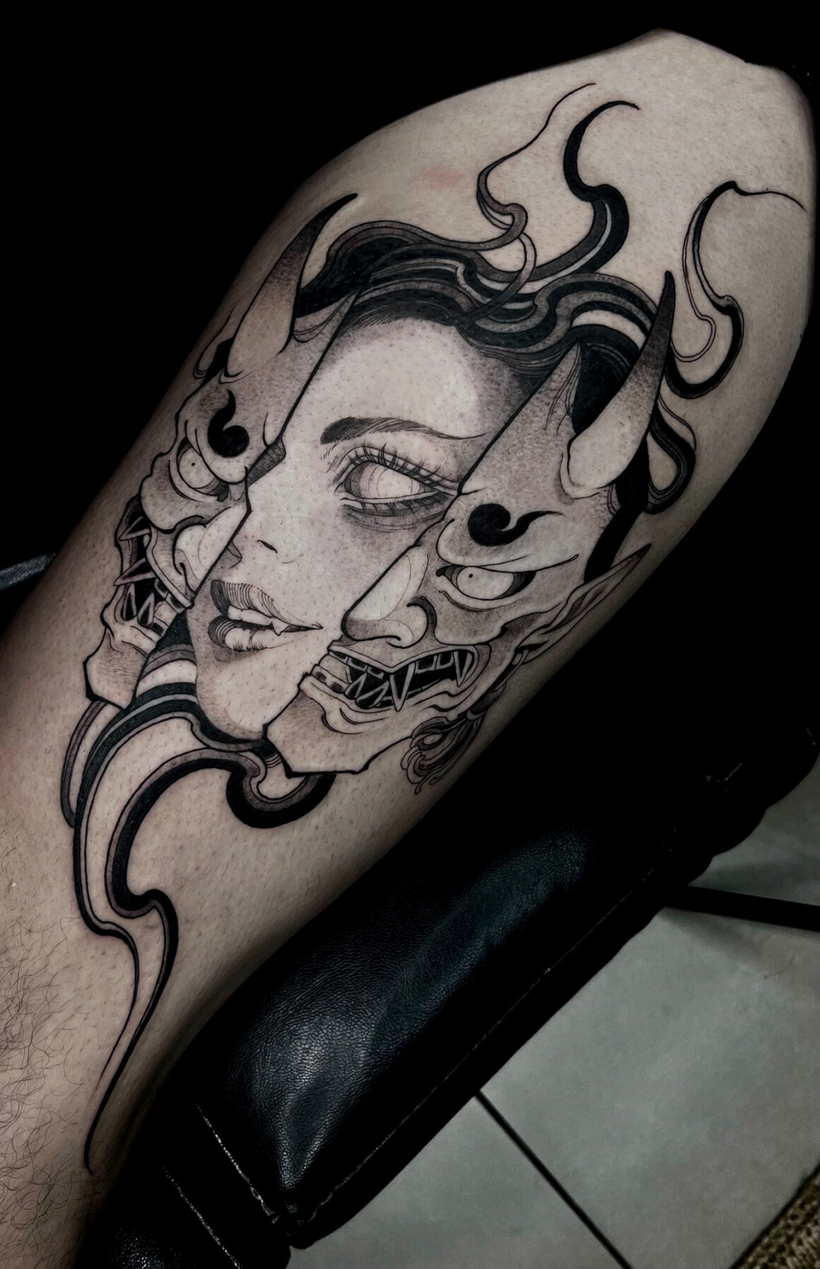 Tattoo by Sakura, @sakuratattoos