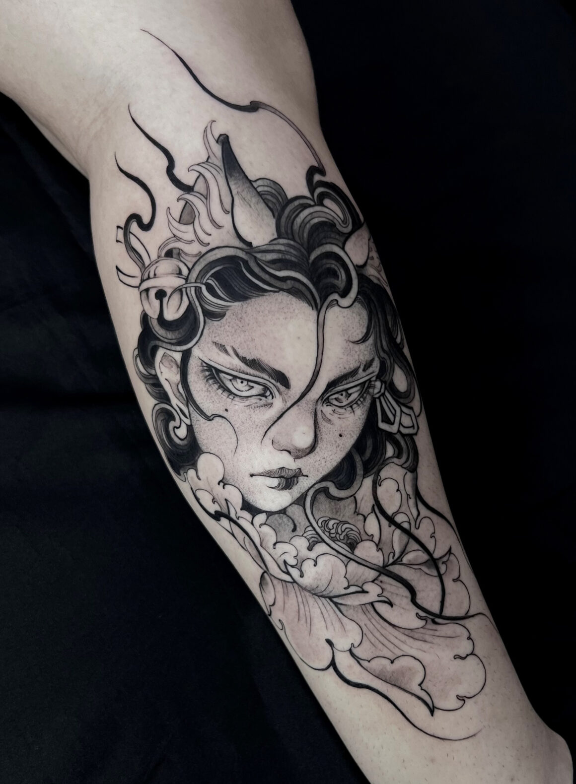 Tattoo by Sakura, @sakuratattoos