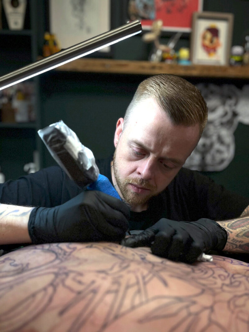 Tattoo artist Jamie Ris, @jamieris