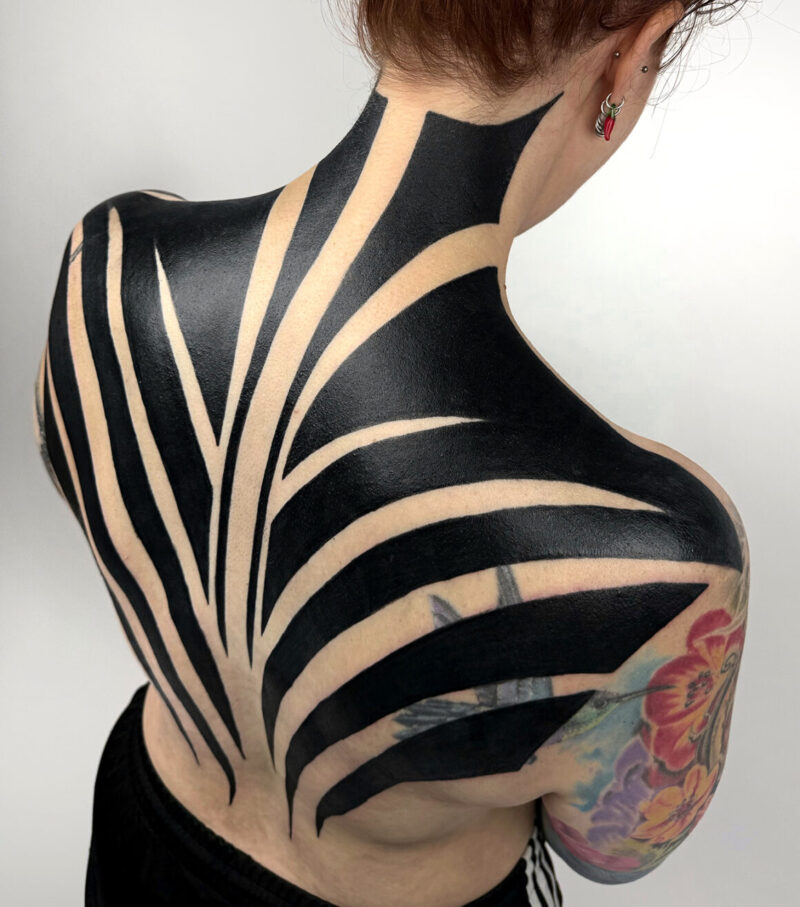 Robbin Vieselman. Total Black Ritual of Sharp Force Trauma - Tattoo Life