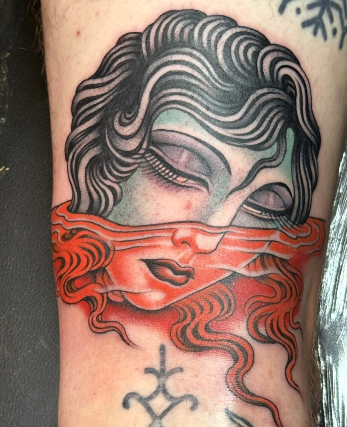 Tattoo by Valerie Vargas, @valeriemodernclassic