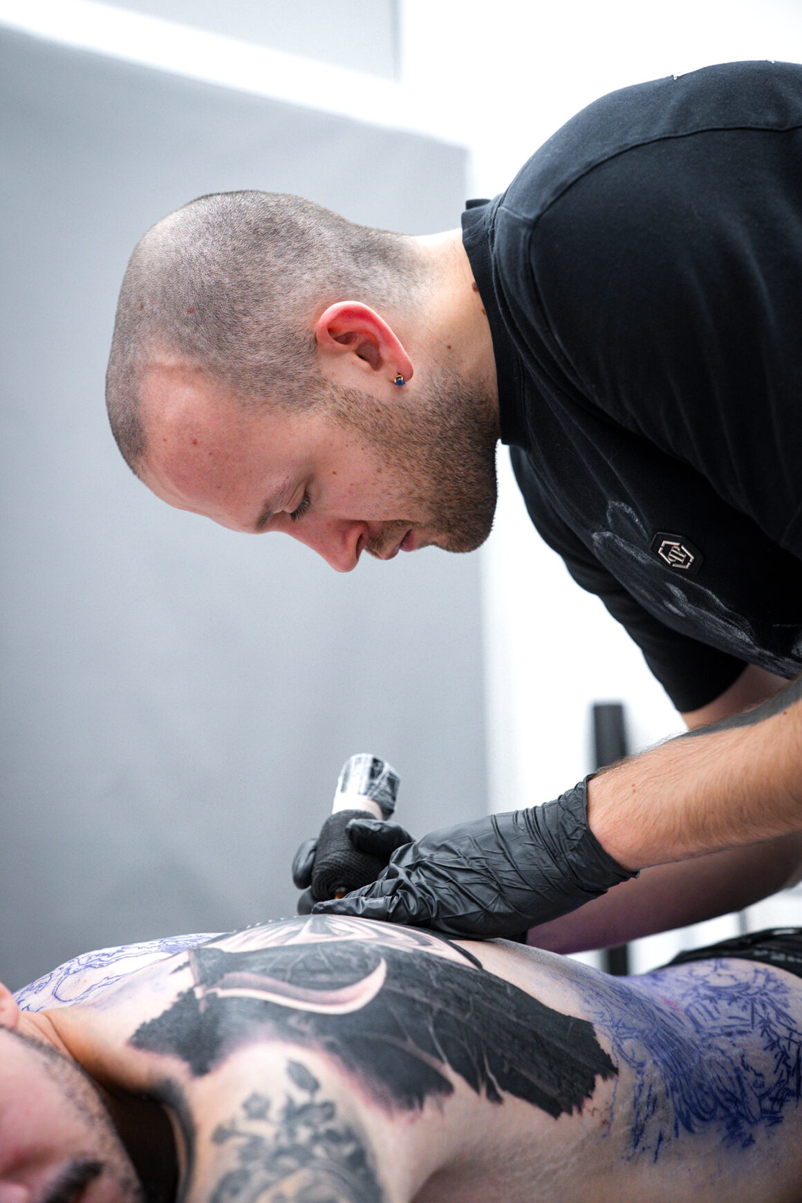 Tattoo artist Alessandro Covallero, @alessandroocovallerotattoo