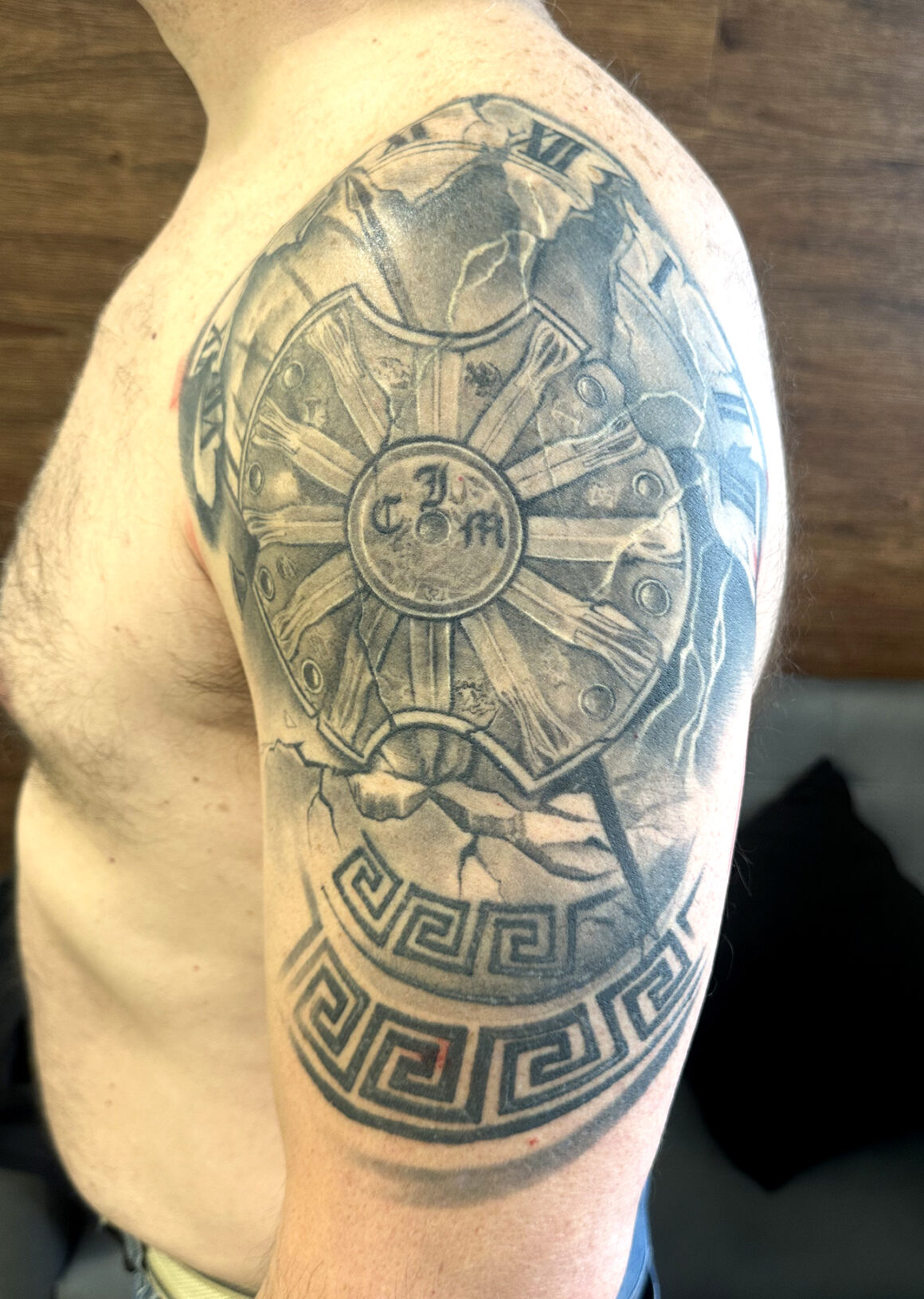 Old tattoo not by Gustavo Araujo, @gus.tattoo